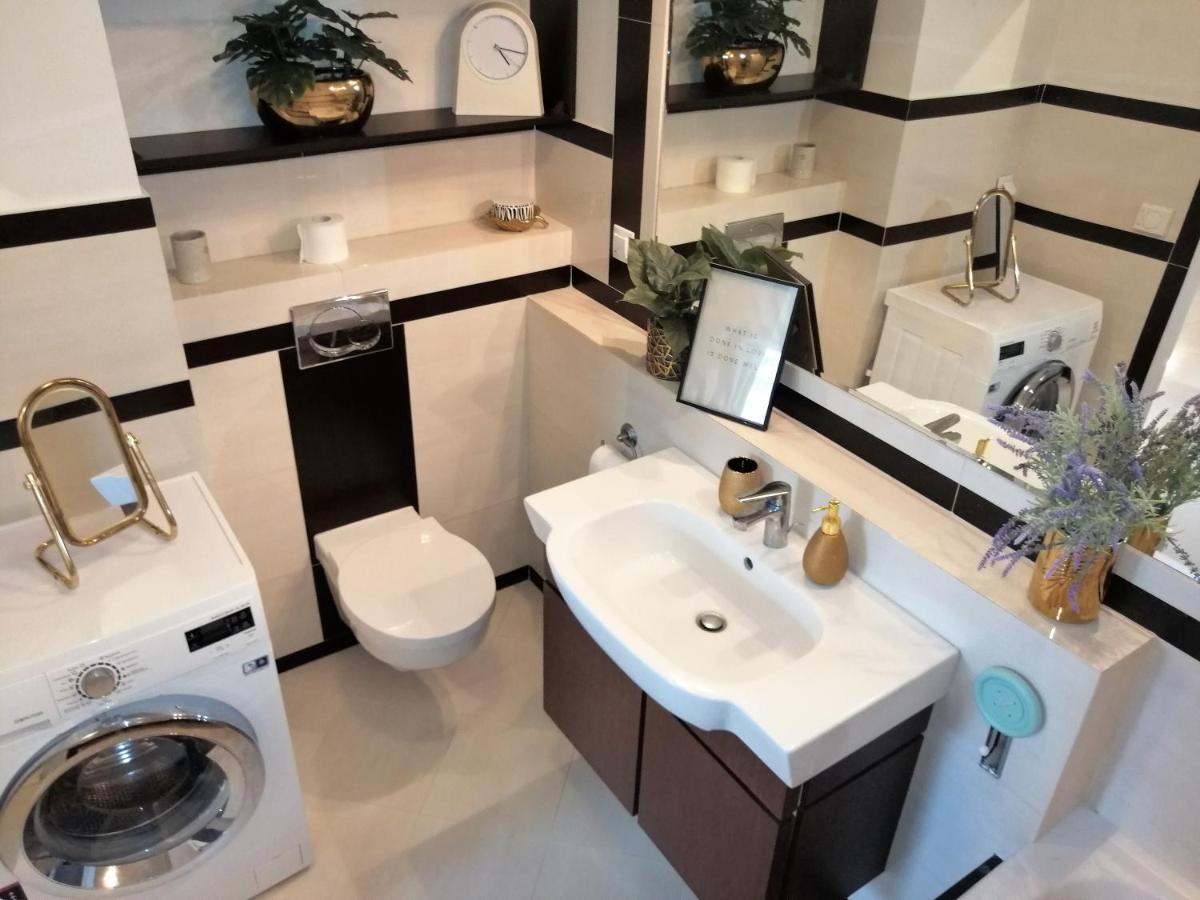 Orange Water Apartment Гданськ Екстер'єр фото